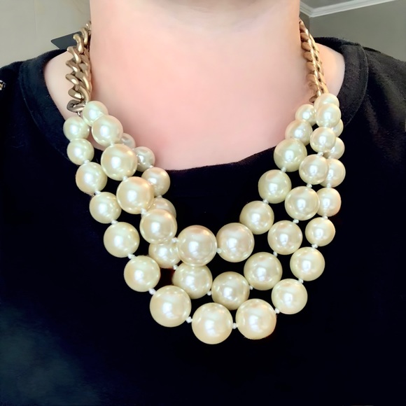 Brand New J Crew Pearl Necklace retails for $99 - Picture 2 of 3